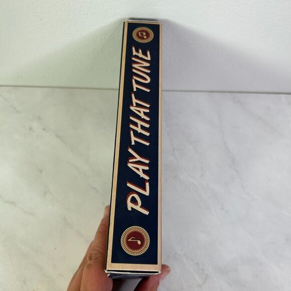 Play That Tune Game - Includes Kazoos - Picture 8 of 8